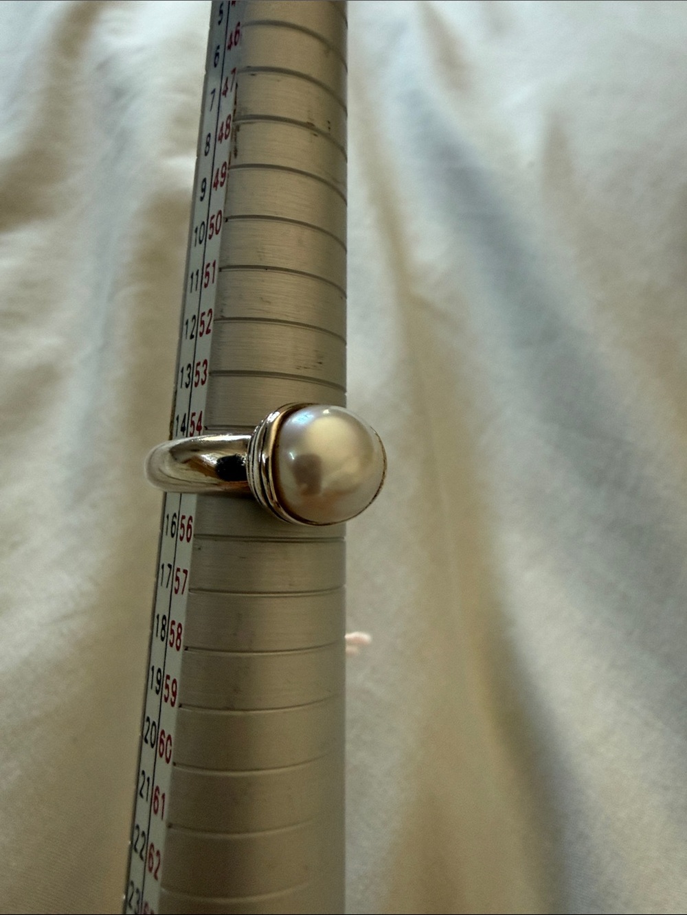 New sterling silver button pearl ring